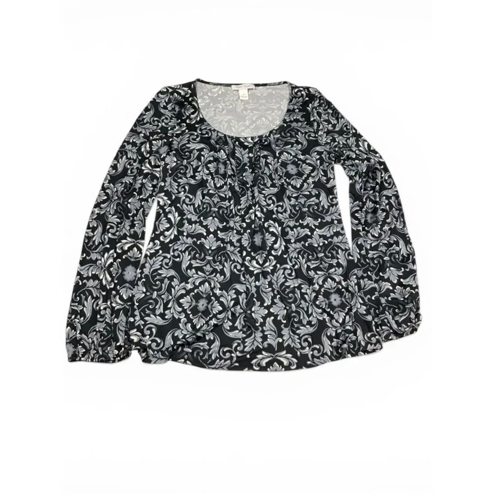 White House Black Market Pleated Blouse Silk Scroll Floral Long Sleeve Shirt S